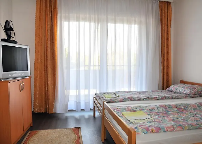 Hostel Room Hostel *